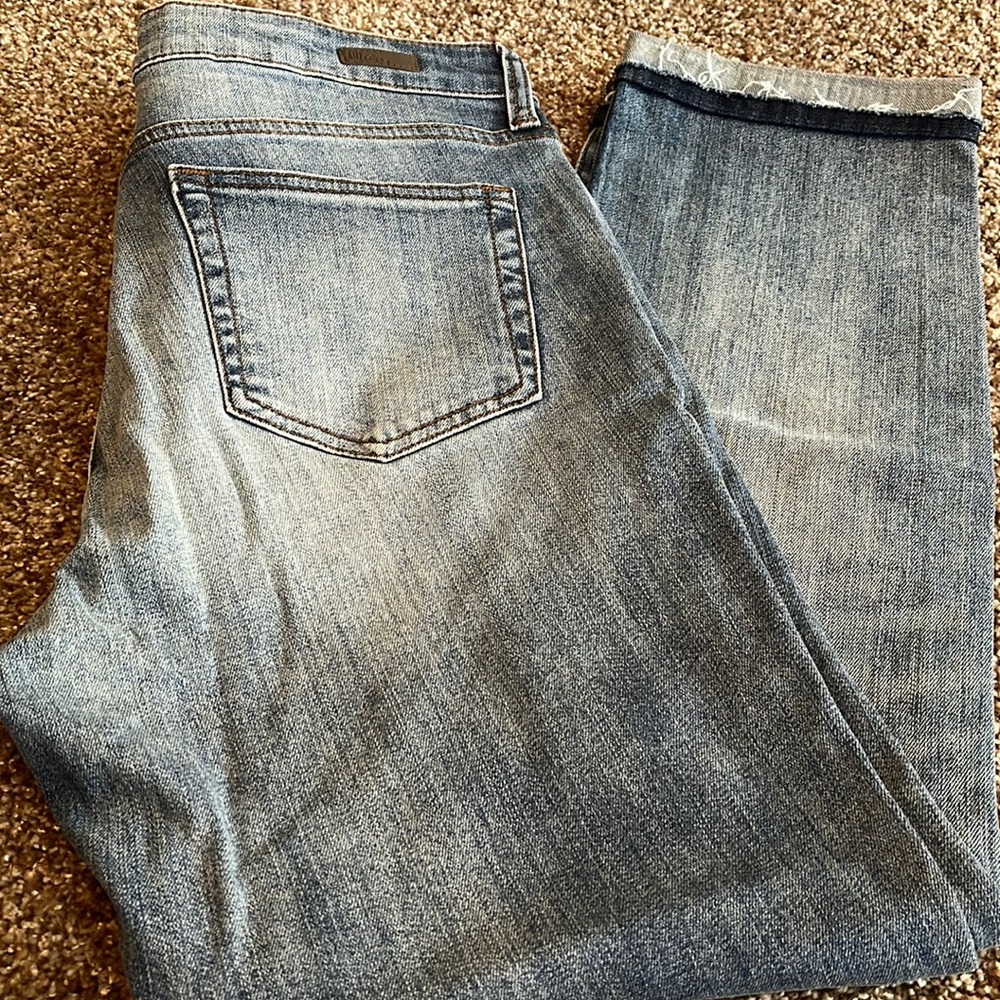Kut from the Kloth Uma Boyfriend jeans. Sz. 12